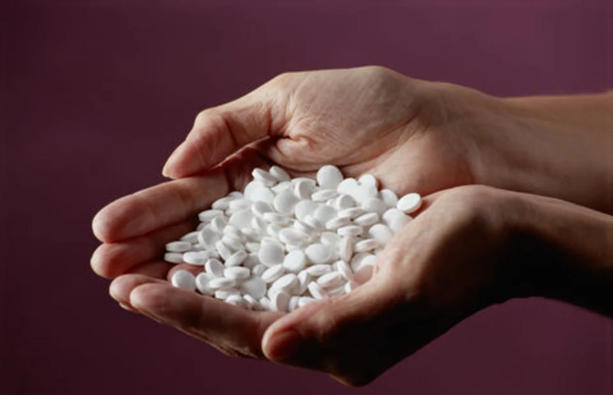 Tovuzda 23 yaşlı qız intihar edib