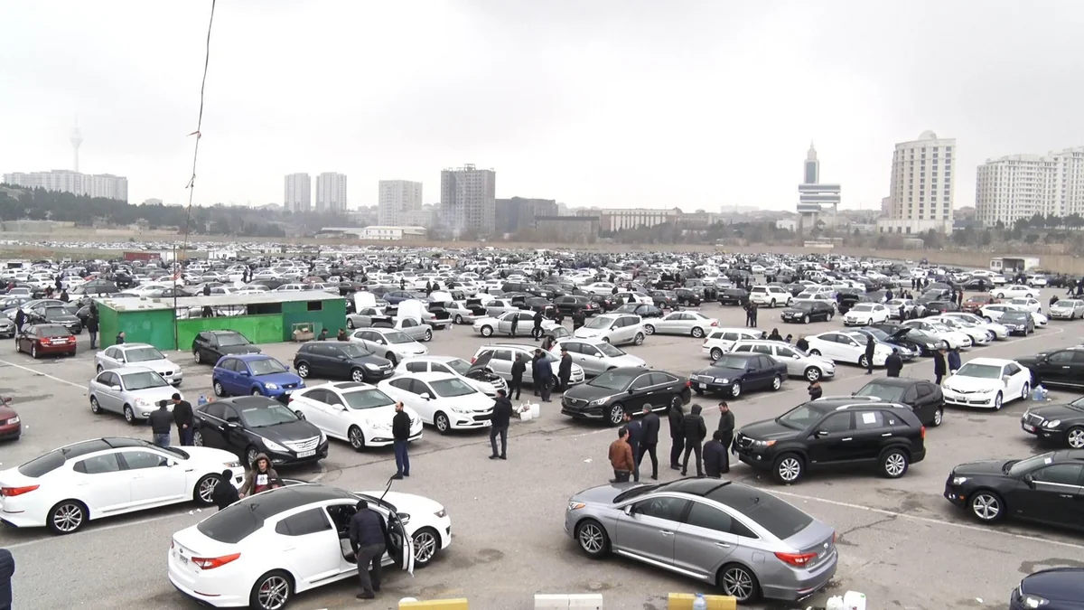 Bakıda köhnə avtomobillər ucuzlaşıb