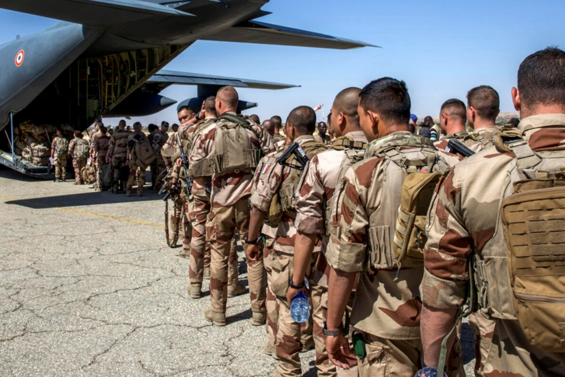 Le Figaro: Fransanın son hərbçiləri Çadı tərk ediblər