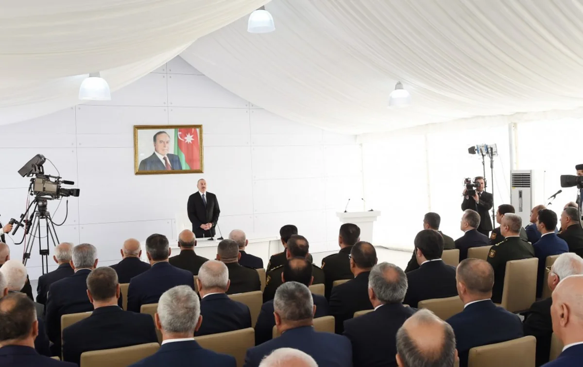 Dövlət başçısı: “Azərbaycanda güclü hərbi sənaye kompleksi yaradılıb”