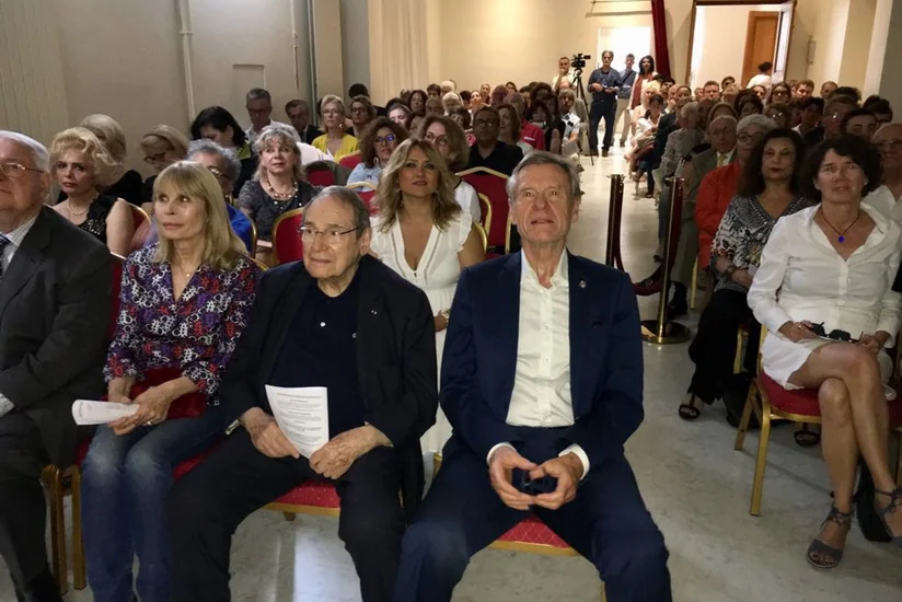Parisdə Azərbaycan zərdüştlük və odlar diyarı mövzusunda konfrans keçirilib