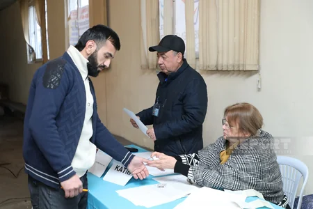 Bakıda prezident seçkiləri: aktivlik günün ikinci yarısında da davam edir - FOTOREPORTAJ