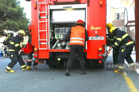 FHN hoteldə təlim keçirib