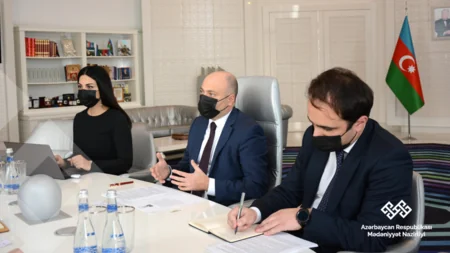 Anar Kərimov Polşanı Azərbaycanın təşəbbüsünə qoşulmağa çağırıb