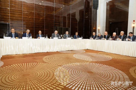 Prezident seçkilərində KİV-in rol və vəzifələrinə həsr edilən seminar-müşavirə keçirilib - YENİLƏNİB