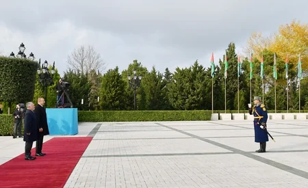 Official welcoming ceremony held for King Abdullah II of Jordan