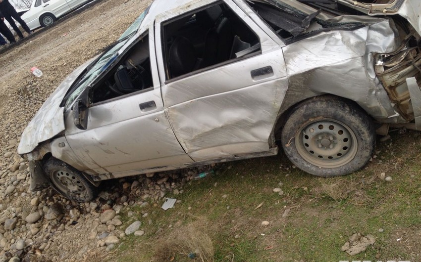 Ağsuda ağır yol qəzası baş verib, 1 nəfər ölüb, 5-i yaralanıb