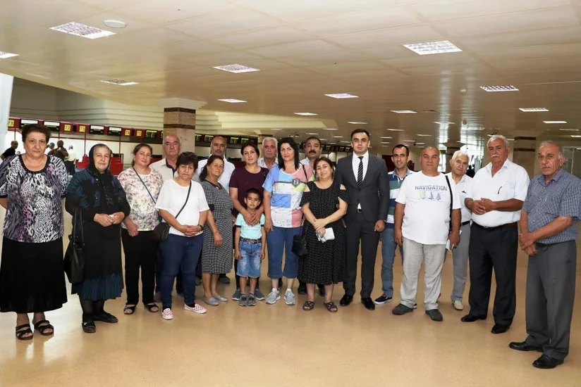 Bir qrup əlilliyi olan şəxs “Duzdağ” Fizioterapiya mərkəzinə yola salınıb