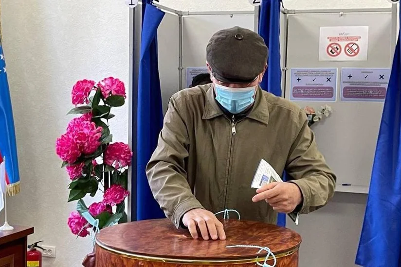 Явка на выборах президента Узбекистана превысила порог 33%