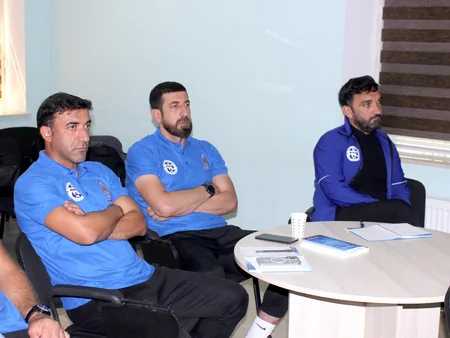 UEFA-nın Pro kateqoriyalı məşqçi kursunun III mərhələsi keçirilir