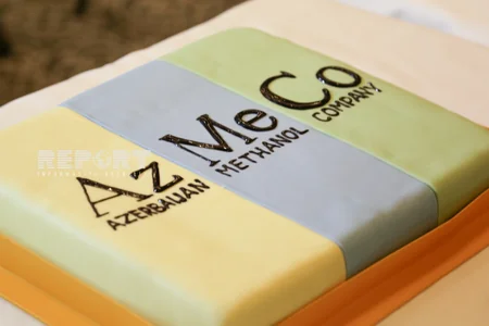 ​AzMeCo и Газпром подписали контракт