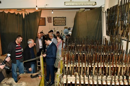 Adil Kərimli dövlət kino təsisatlarını ziyarət edib