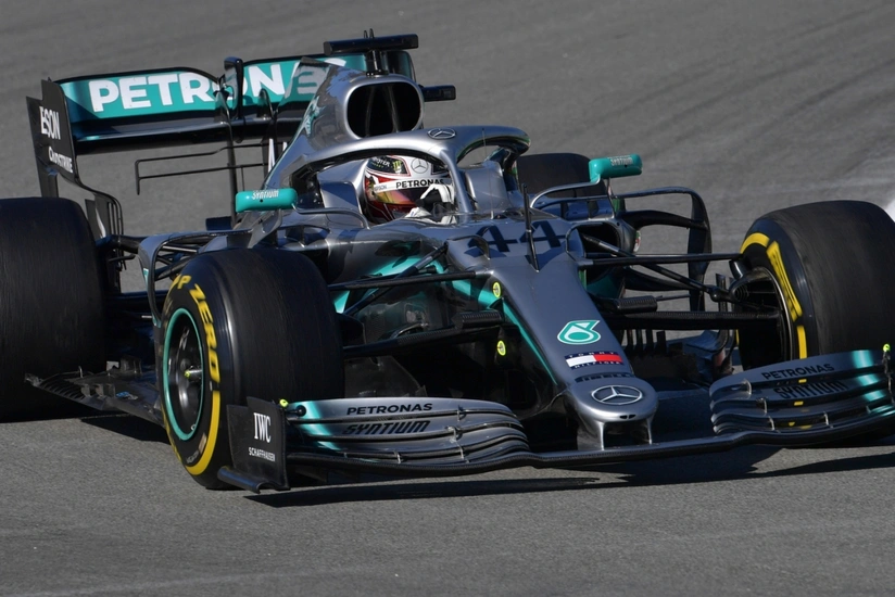 Команда Mercedes выиграла Формулу-1