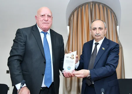 Səyyad Ağbabalının Ağbaba kitabının təqdimatı olub