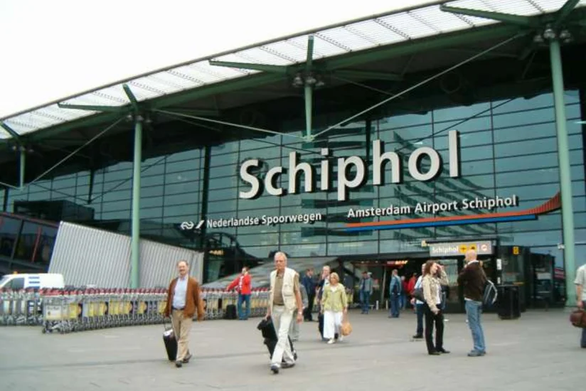 ​Amsterdam aeroportu bütün reysləri ləğv edib