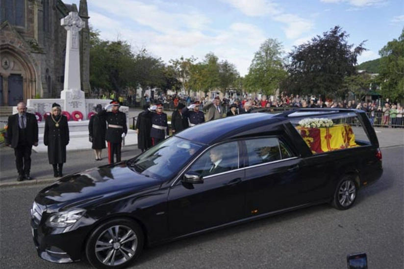 Kraliçanın cənazəsi sabah Londona gətiriləcək
