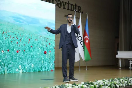 Heydər Əliyevin anadan olmasının 102-ci ildönümünə dair tədbirdə 308 tələbəyə “Adlı təqaüd” verilib
