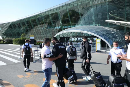 Qarabağ Polşaya yollandı