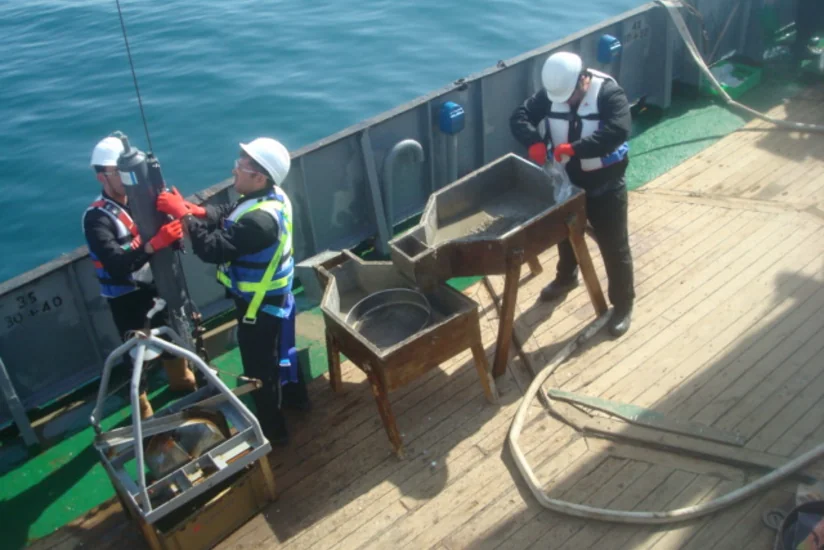 ​SOCAR-ın Ekologiya İdarəsi qəza baş vermiş özülün ətrafında vizual müşahidələr aparıb