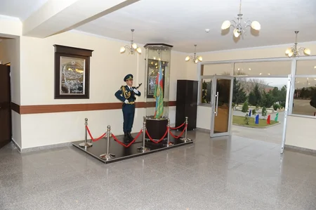 Dövlət Sərhəd Xidmətinin rəisi aviasiya dəstəsinin yeni qarnizon kompleksi ilə tanış olub - FOTO