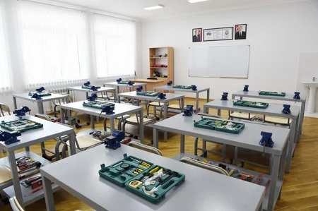 President Ilham Aliyev inaugurates secondary school No 28 in Mashtagha