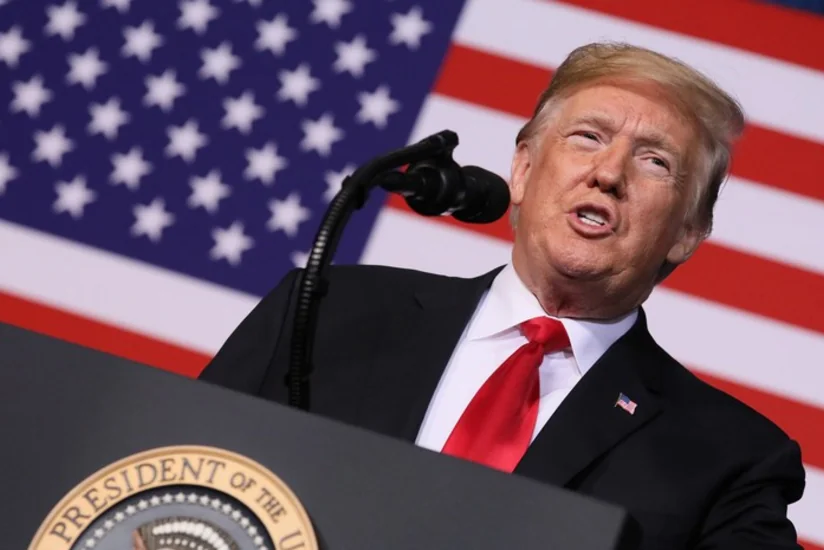 Tramp Fransaya vergiləri aşağı salmağı tövsiyə edib