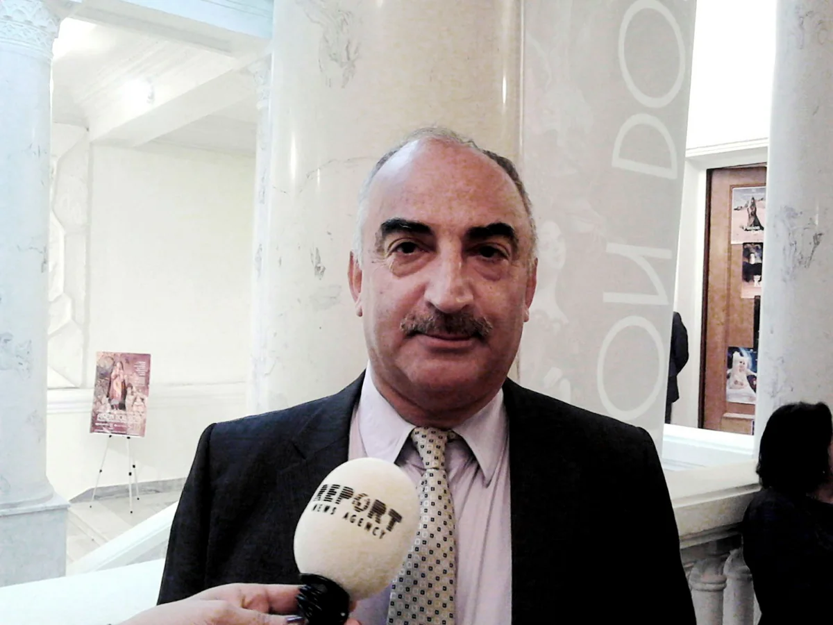 Yazıçı Natiq Rəsulzadənin yeni romanı oxuculara təqdim olunub