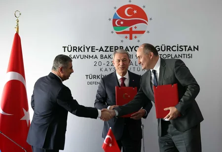 Türkiyə, Azərbaycan və Gürcüstan müdafiə nazirləri arasında üçtərəfli görüşün yekun Bəyannaməsi imzalanıb