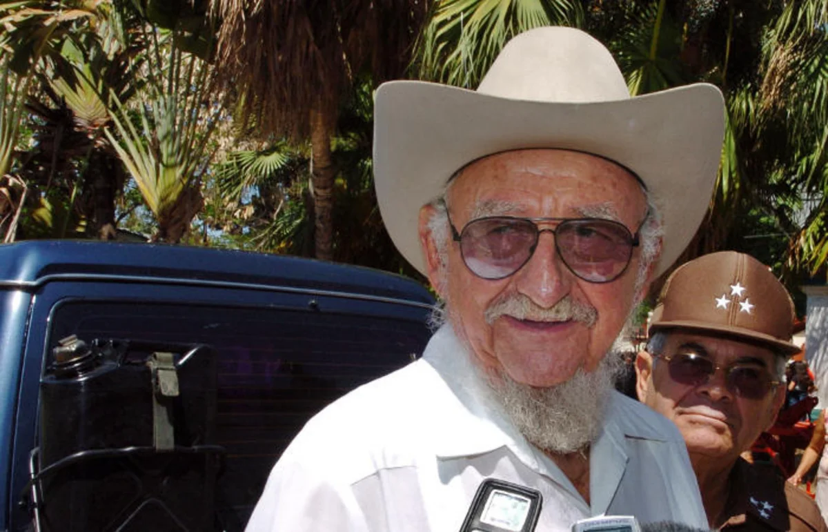Fidel Castro's older brother dies at age 91