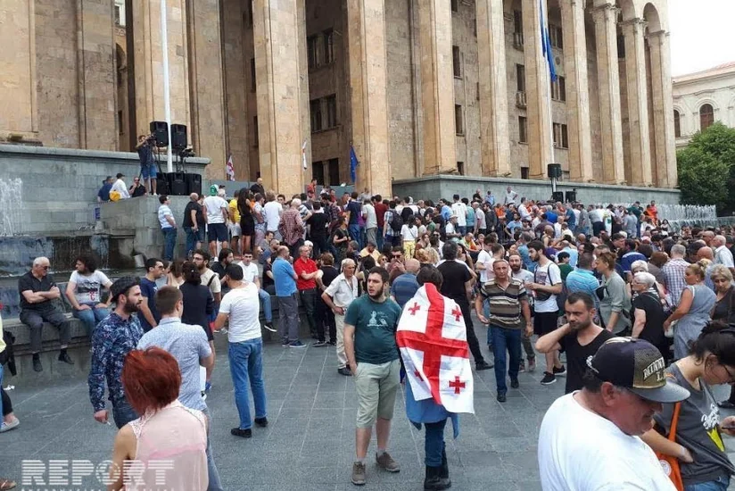 Gürcüstanda etirazçıların tələbləri yerinə yetirilməyib
