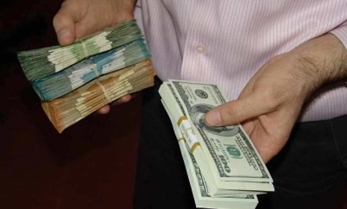 ​ЦБА: Завтра курс доллара составит 1,5642 AZN/USD