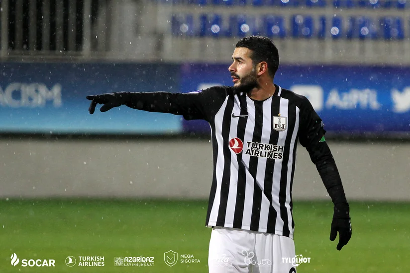 “Neftçi”nin yarımmüdafiəçisi: “Qarabağ” Rusiyada çempionluq üçün yarışa bilər”