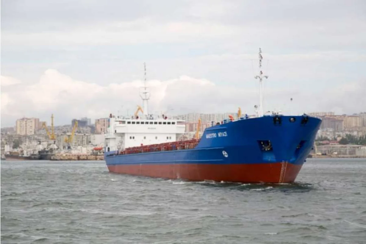 Azərbaycan dənizçiləri İon dənizində batmaq təhlükəsi ilə üzləşən 3 miqrantın həyatını xilas edib