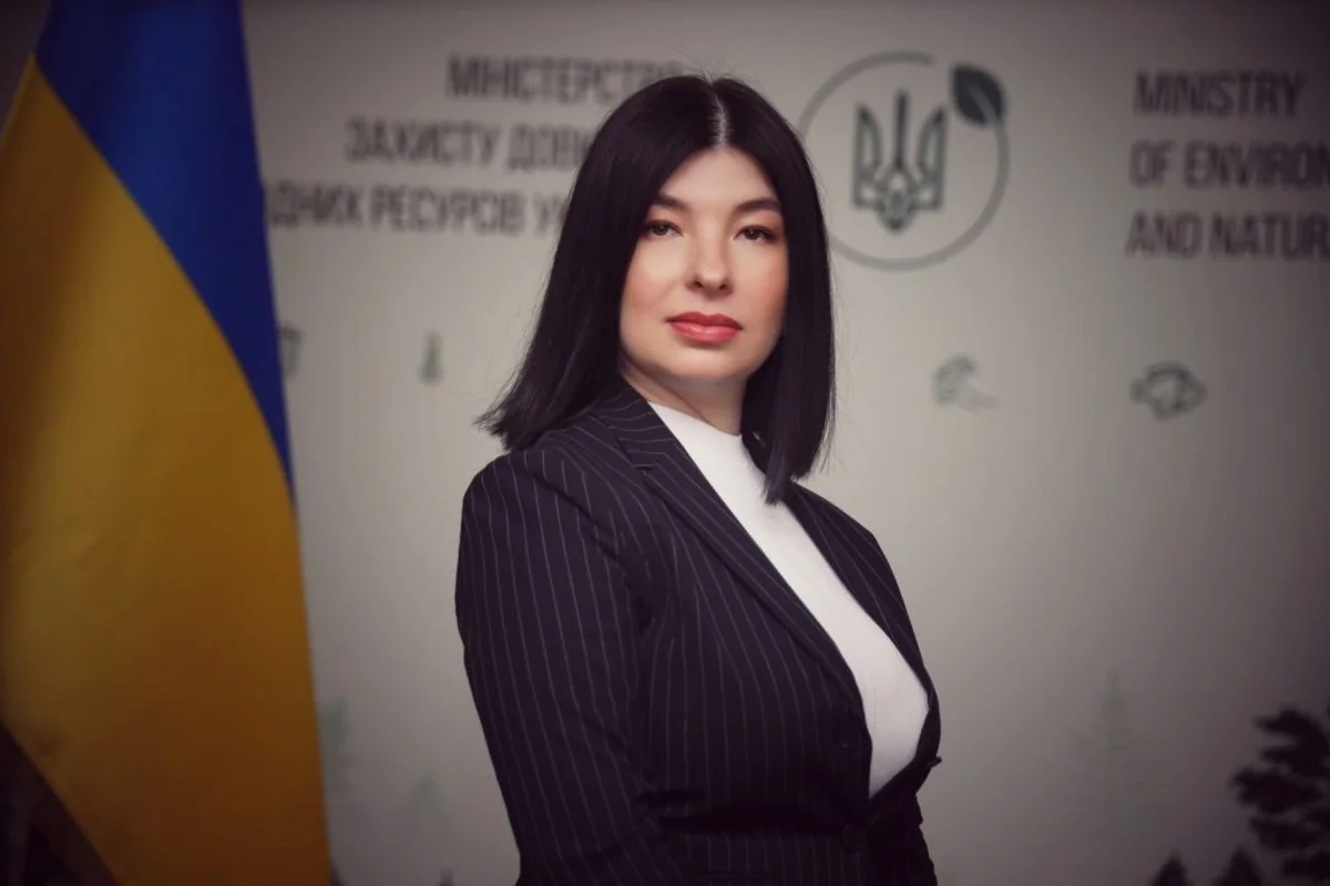 Ukrayna rəsmisi: Müharibə şəraitində belə aşağı karbonlu qətiyyətli addımlar atırıq