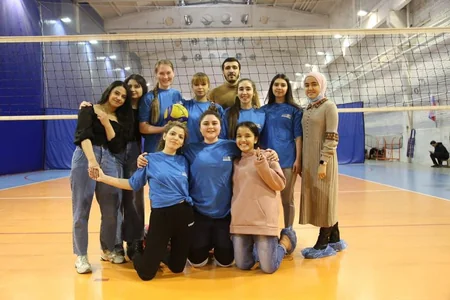 АМОР провёл турнир по волейболу среди женских команд