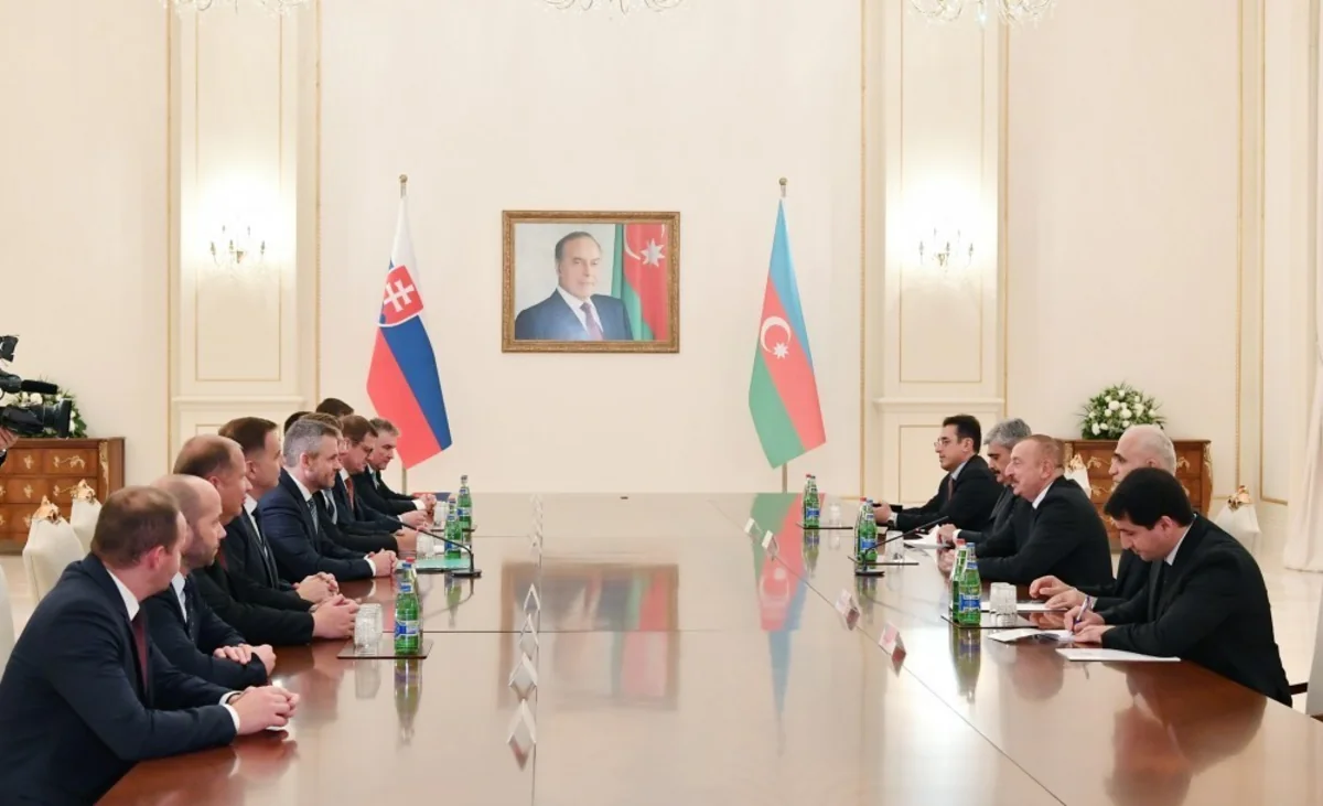 President Ilham Aliyev, Prime Minister of Slovakia Peter Pellegrini hold expanded meeting