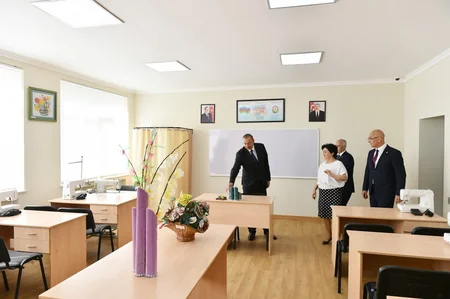 President Ilham Aliyev views the secondary school No 201 in Nizami district after major overhaul