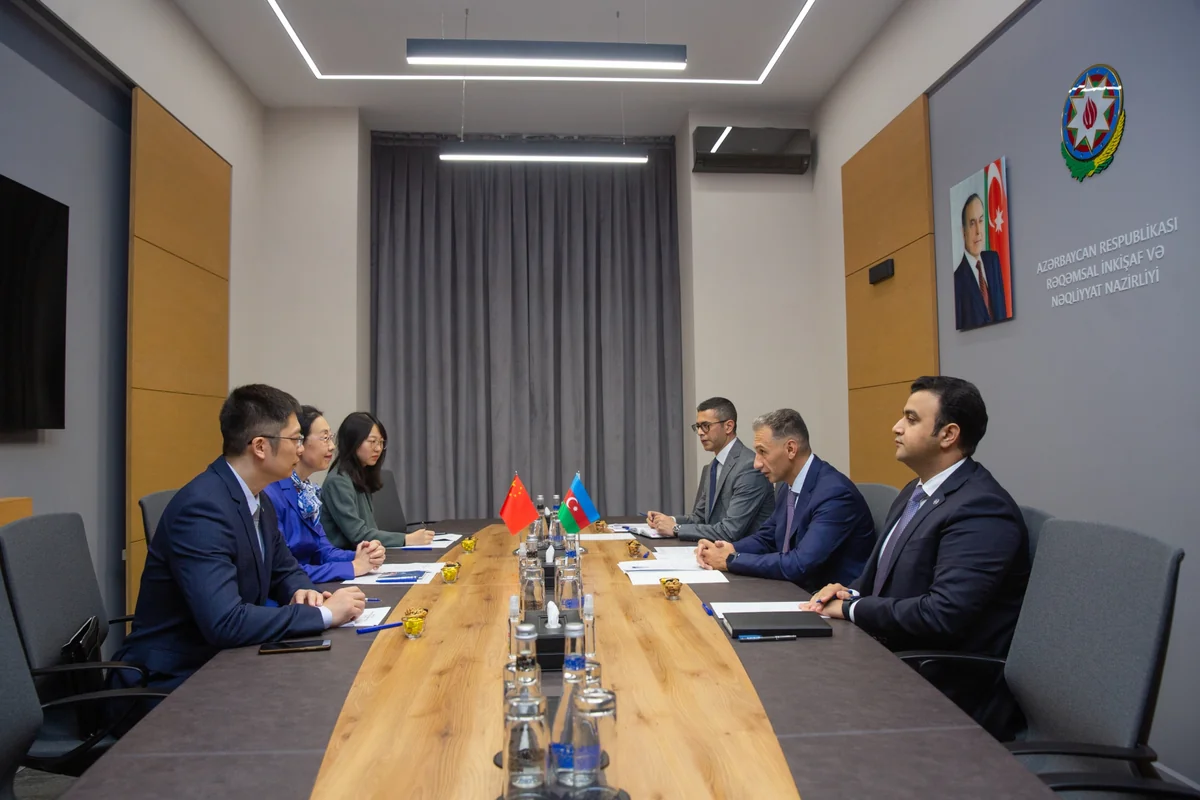 Azerbaijan, China mull cooperation in field of ICT