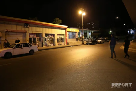 Bakıda 3 naməlum şəxs dönərçiyə ağır bıçaq xəsarətləri yetirib - FOTO