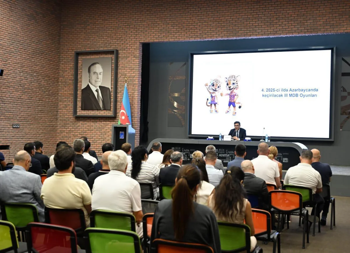 Fərid Qayıbov idman federasiyalarının nümayəndələri ilə görüşüb