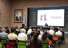 Fərid Qayıbov idman federasiyalarının nümayəndələri ilə görüşüb