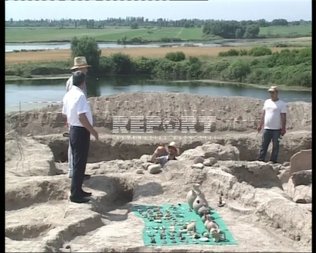 ​Bərdədə qala divarları aşkar edilib - FOTO