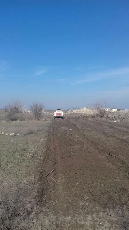 ANAMA: Cocuq Mərcanlı kəndində xeyli qəlpə, 3 ədəd mina gövdəsi və 1 ədəd piyada əleyhinə mina aşkarlanıb