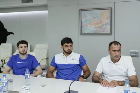 Sahil Babayev Paris-2024 Yay Olimpiya Oyunlarına lisenziya qazanan boksçularla görüşüb