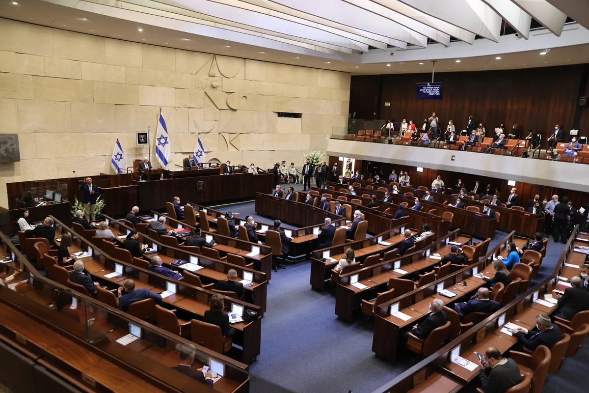 Knesset 36-cı hökuməti təsdiqlədi, Netanyahu müxalifətdə olacaq