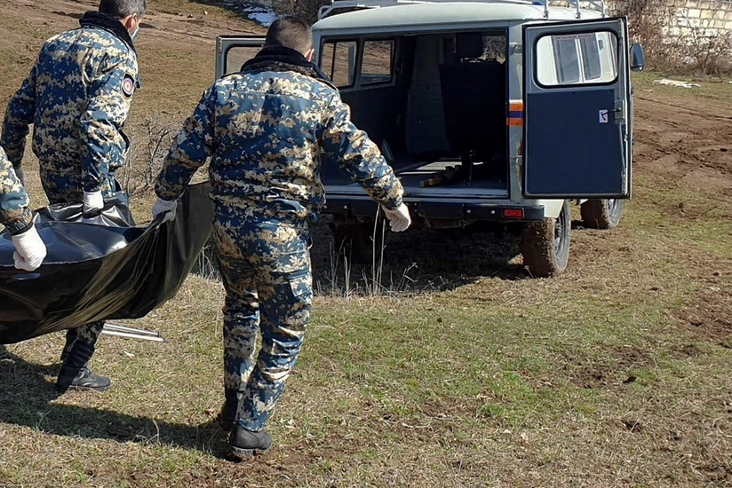 Azərbaycan sərhəddə təxribat törədən 3 hərbçinin meyitini Ermənistana təhvil verib