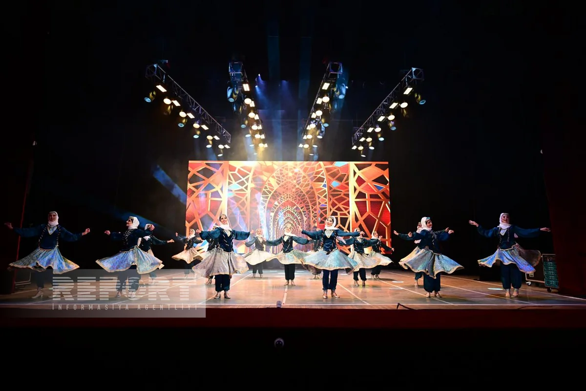 Dövlət Rəqs Ansamblı Bişkekdə Mənim Azərbaycanım konsert proqramı ilə çıxış edib