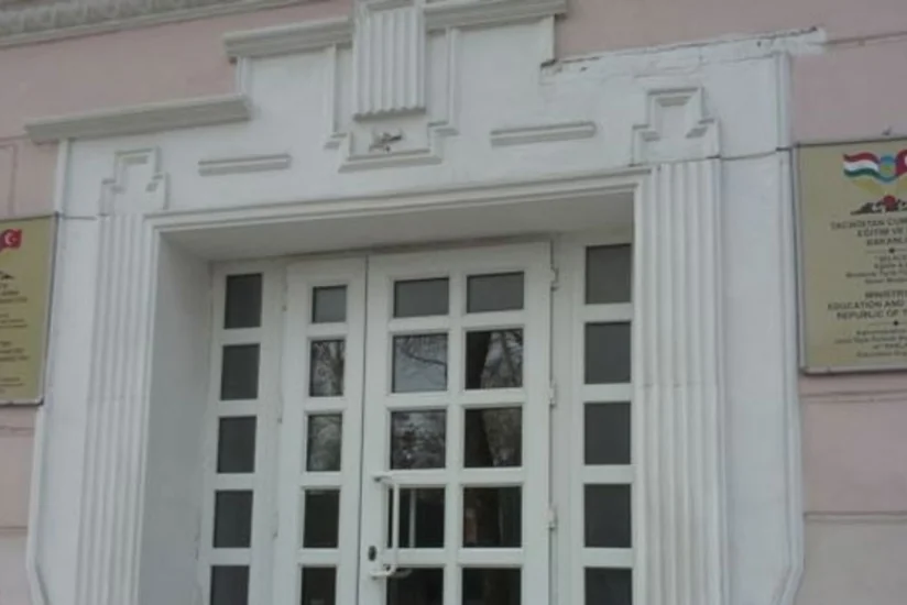 Tacikistanda Gülən hərəkatına aid məktəblərlə müqavilə müddəti uzadılmayacaq