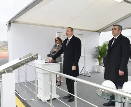 Prezident İlham Əliyev Yasamal Yaşayış Kompleksində ilk 9 mərtəbəli binanın və məktəb binasının təməlqoyma mərasimində iştirak edib - YENİLƏNİB