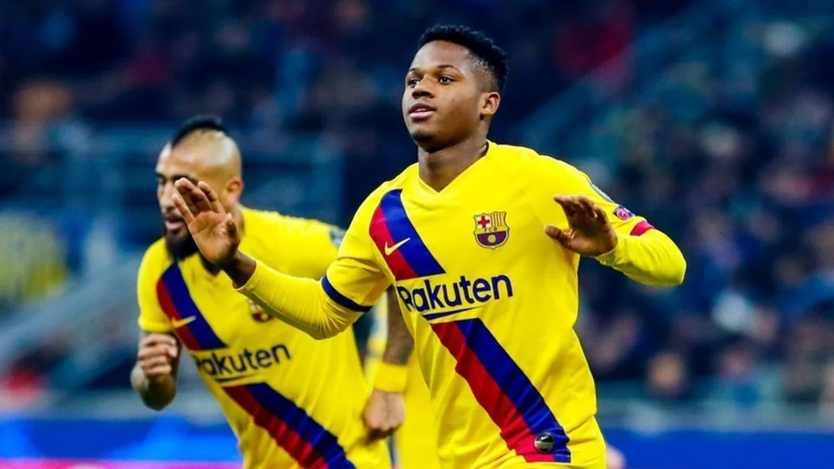 Форвард Барселоны стал самым молодым автором гола в истории Лиги чемпионов